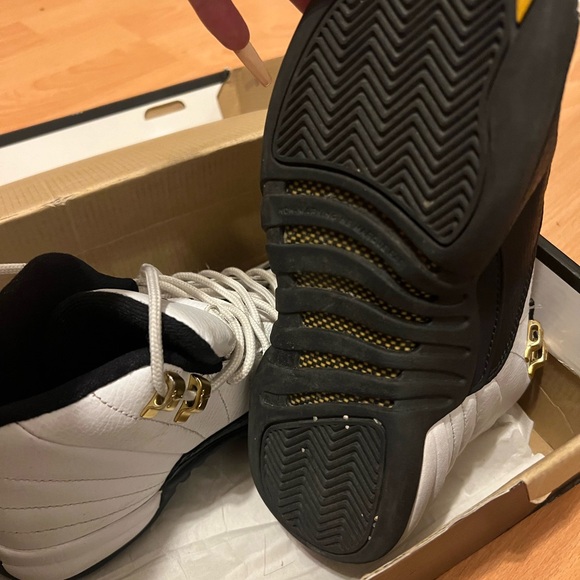 Retro Jordan 12 - Picture 7 of 8